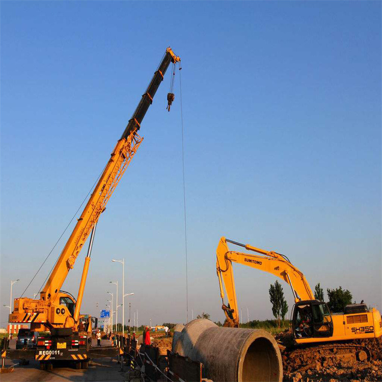 市中25吨吊车吊8吨,最远吊多少米